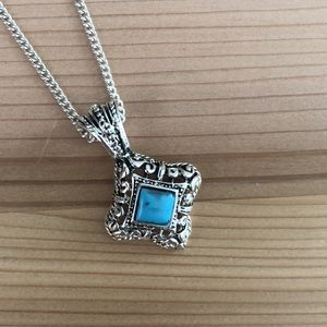 Montana Silversmiths Turquoise Necklace and Earring Set
